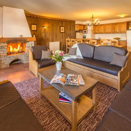 Apartment With Fireplace And Wi-fi In Arc 2000 Les Arcs (Savoie)